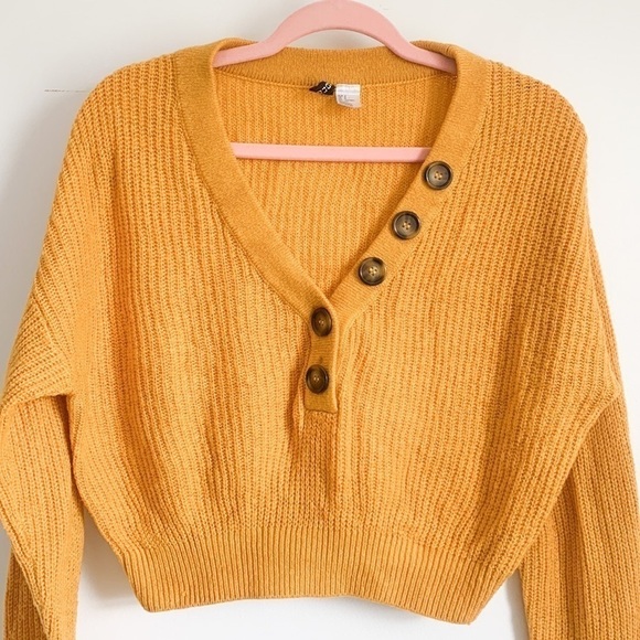 H&M DIVIDED Marigold Yellow Cropped Pullover V Neck Sweater small - Picture 2 of 7